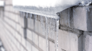 Five Ways to Protect Your Roof This Winter 
